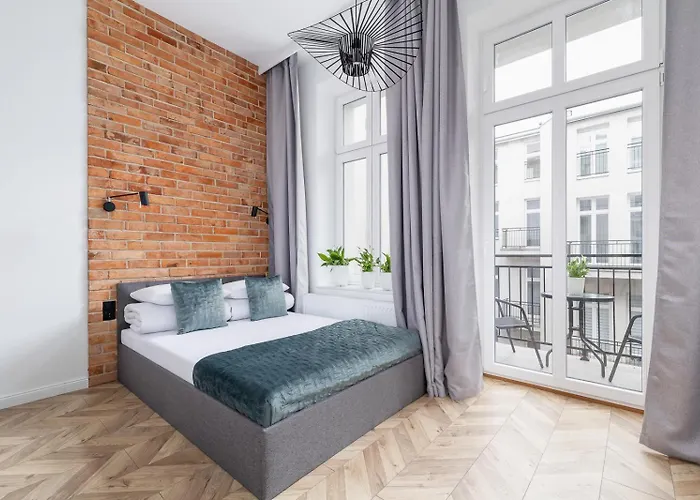With Balcony - Starowiślna 41